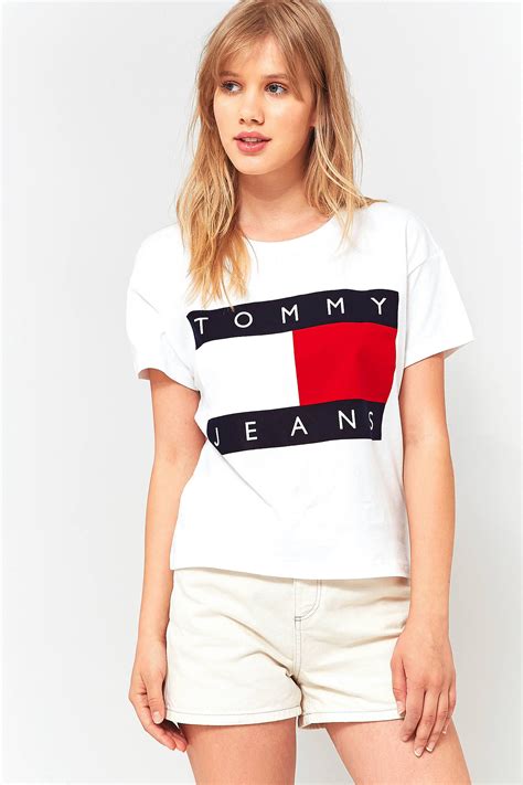 tommy hilfiger t shirt women.